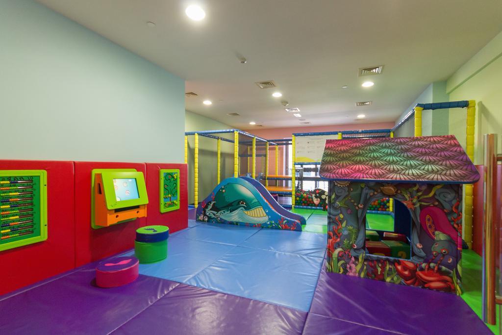 Yanjoon Holiday Homes - Princess Tower Apartments Dubai Exterior foto